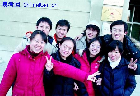 ͬ��25��������������6Ů��ȫ�����Ͷ���(ͼ)